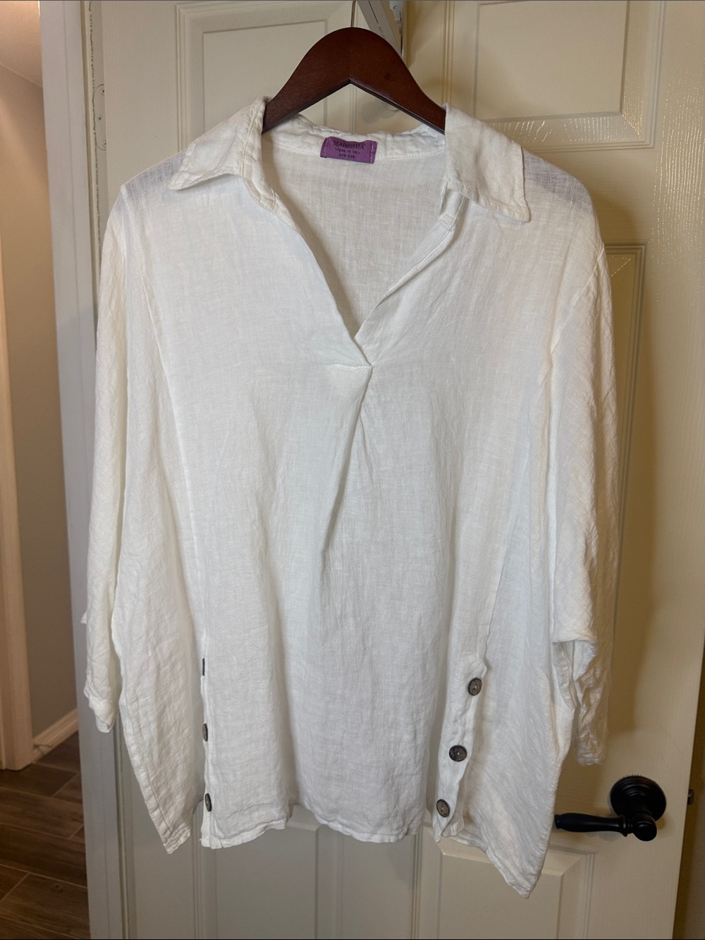 Italian Linen White Top with Bottom Button Detail